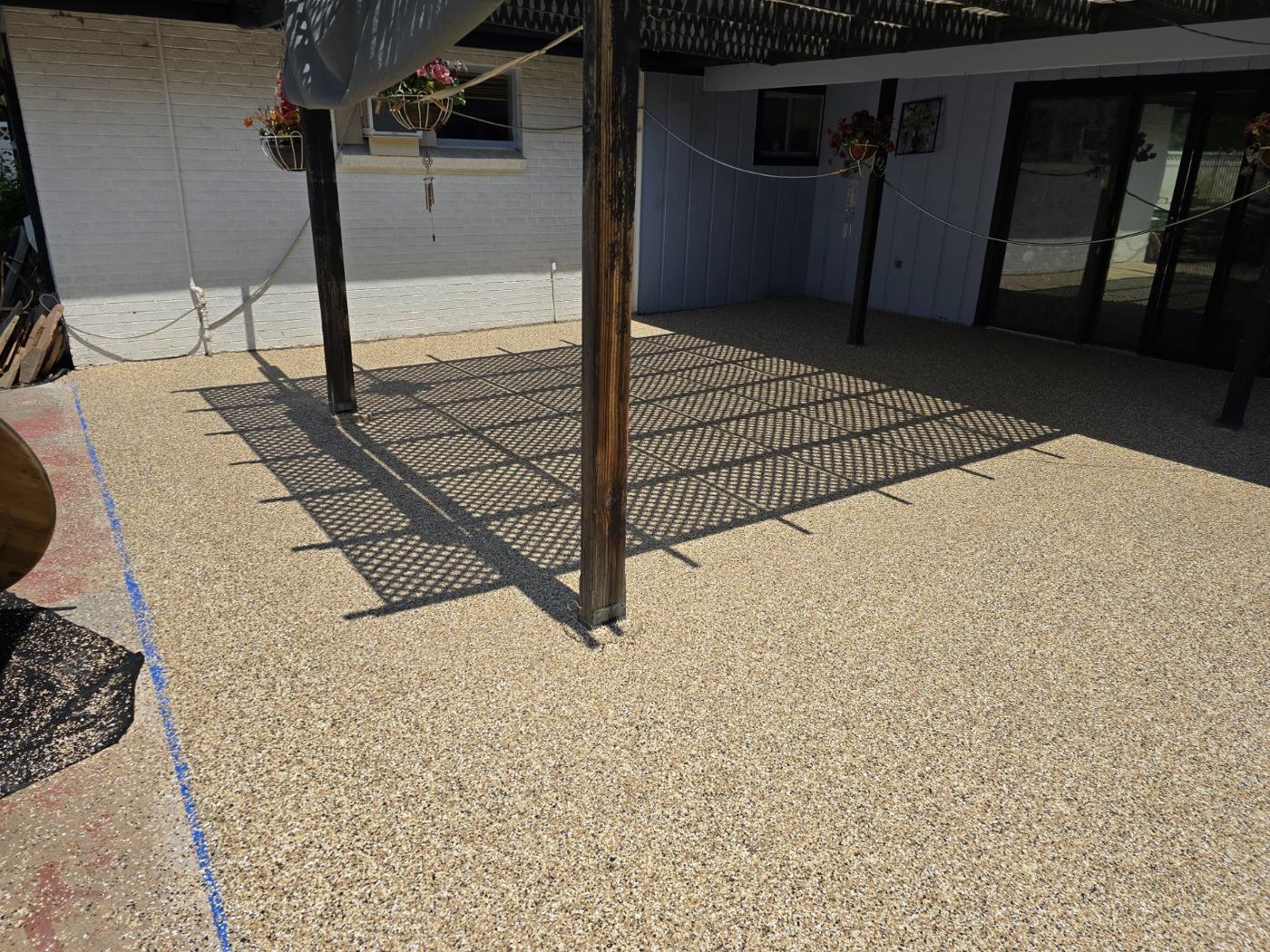 decorative flake floor installed by Acclaim Specialty Coatings, serving Highlands Ranch, Colorado